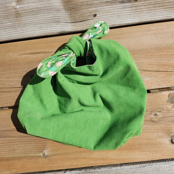 ADORABLY SWEET Marc Jacobs DAISY WILD Bag Green Tie Up Rough Sack Style BNWOT - Picture 4 of 7